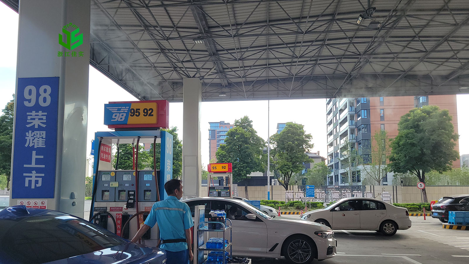 深圳夏季高温场景降温 喷雾降温解决闷热痛点