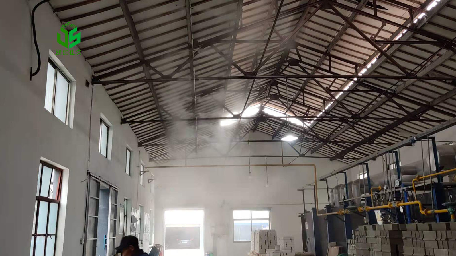 深圳高效喷雾降尘解决工厂扬尘烦恼